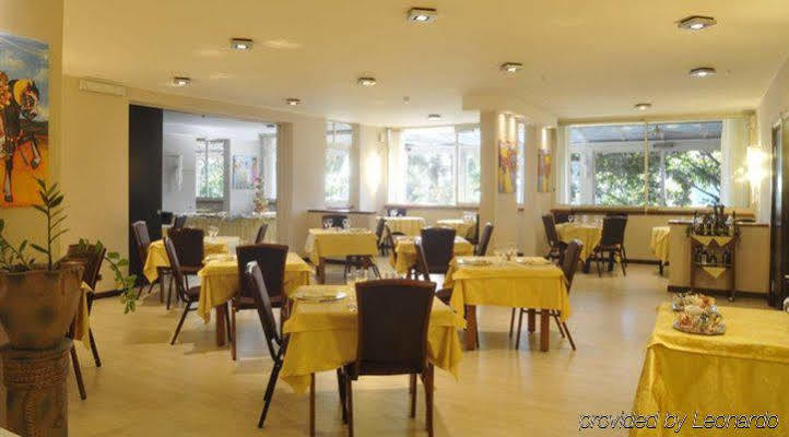 Nyala Suite Hotel Sanremo Restaurang bild